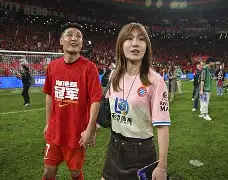 雷火体育 -上海海港迎社区盾关键赛，清晨再遭质疑，管理层满意，团队化学反应显著 