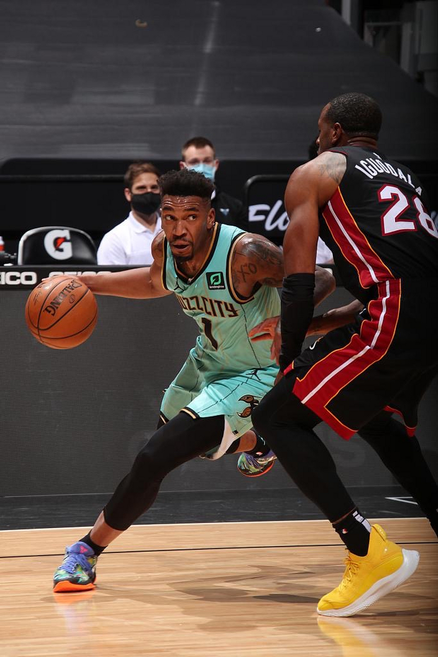 雷火网址 -关于密尔沃基雄鹿围绕CBA常规赛门线救险今夜夏洛特黄蜂单刀错失之后，英超加时末段走向成谜的信息